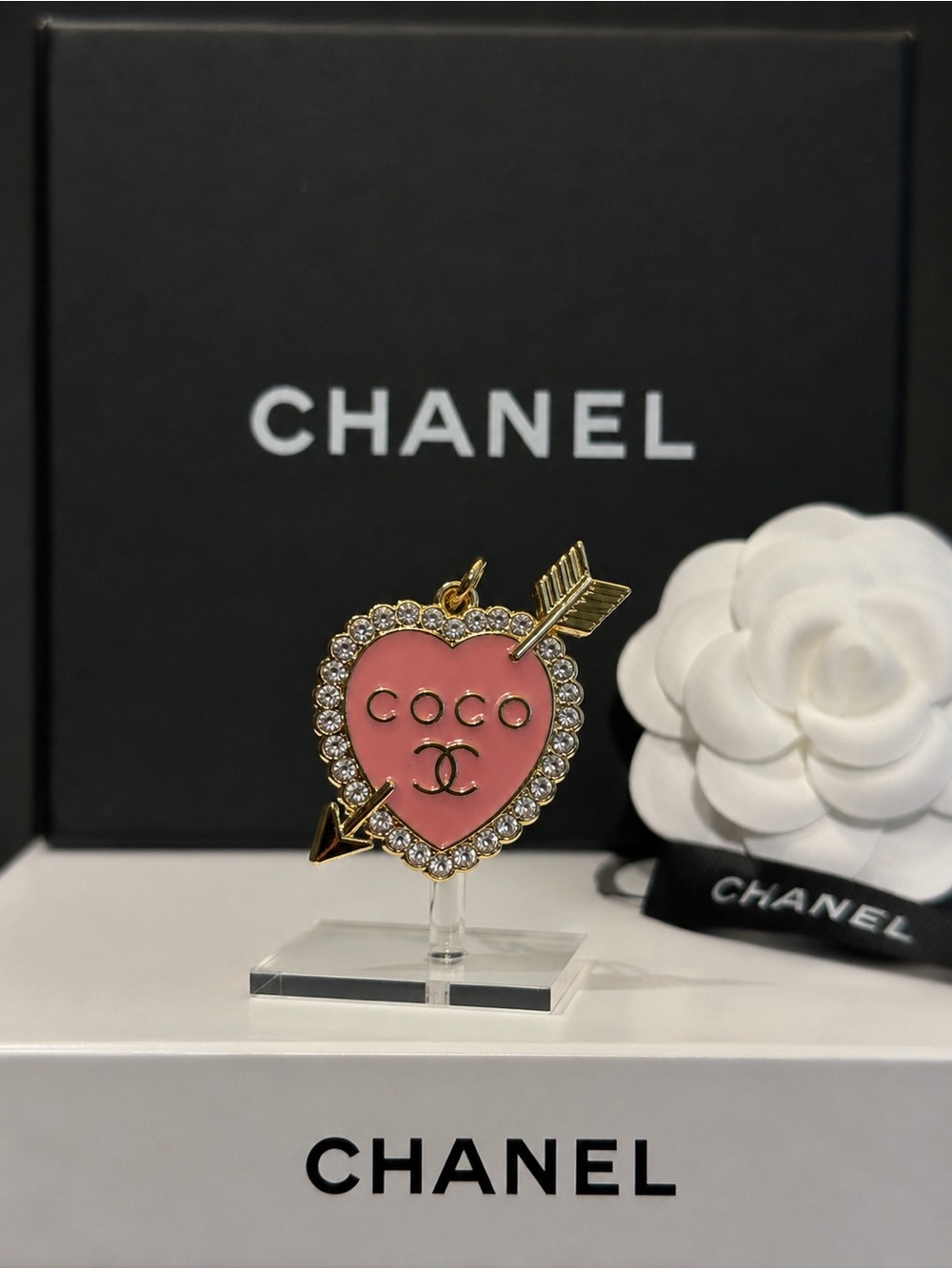 CHANEL stamped Pink Heart Charm pendant/ zipper pull with Arrow